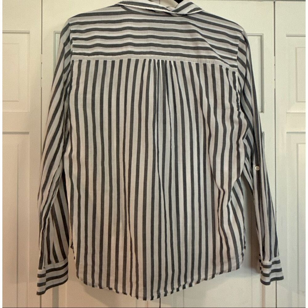 Ann Taylor factory blue striped cotton button down M - Picture 6 of 10